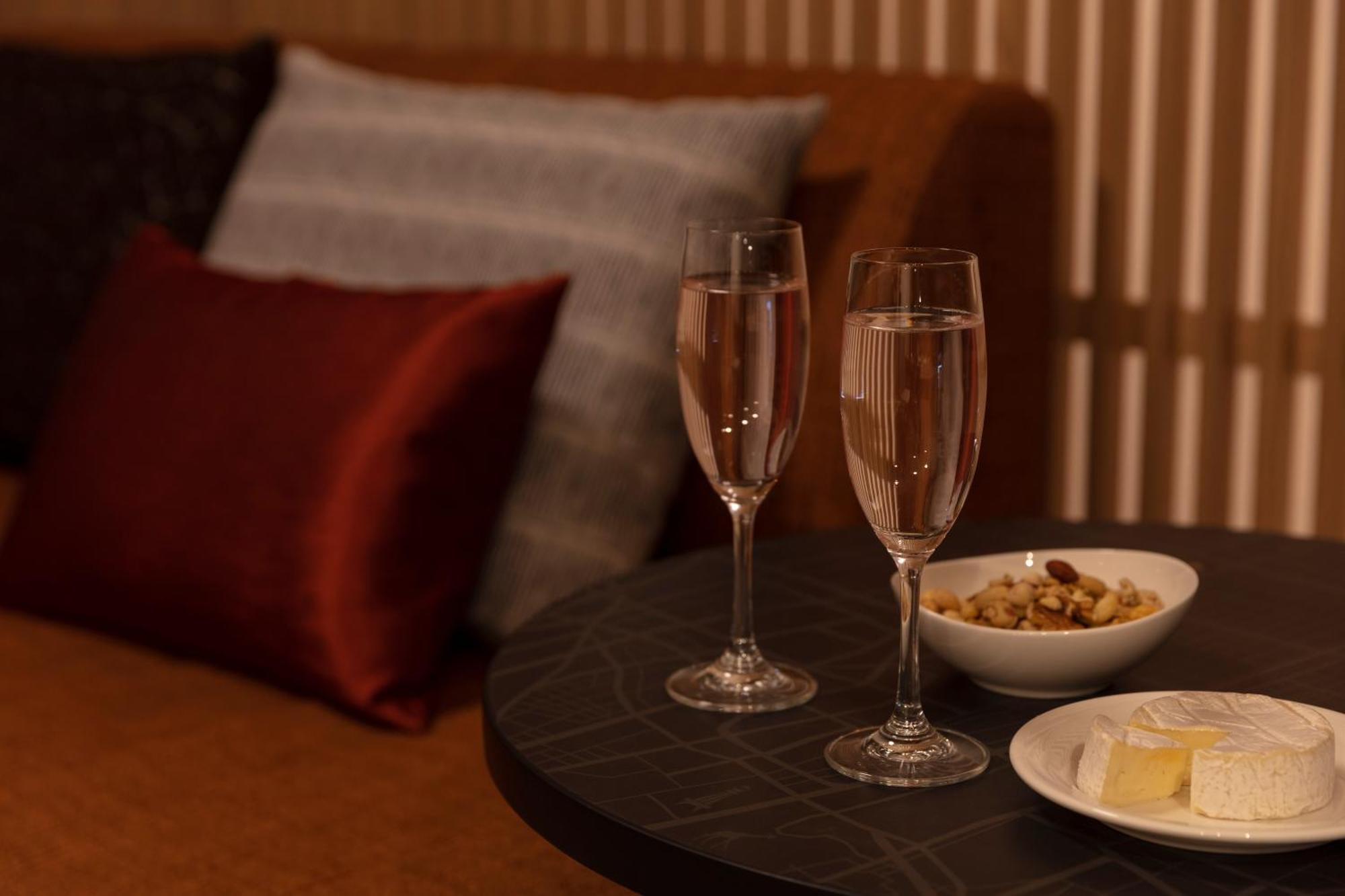 Tokyu Vacations Osaka Midosuji Hotel Ngoại thất bức ảnh